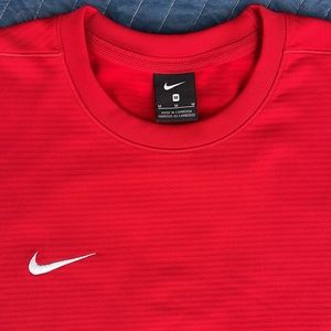 Mens Nike Thermal Heavy Long Sleeve Sweatshirt Red CI4544-657 Sz Medium